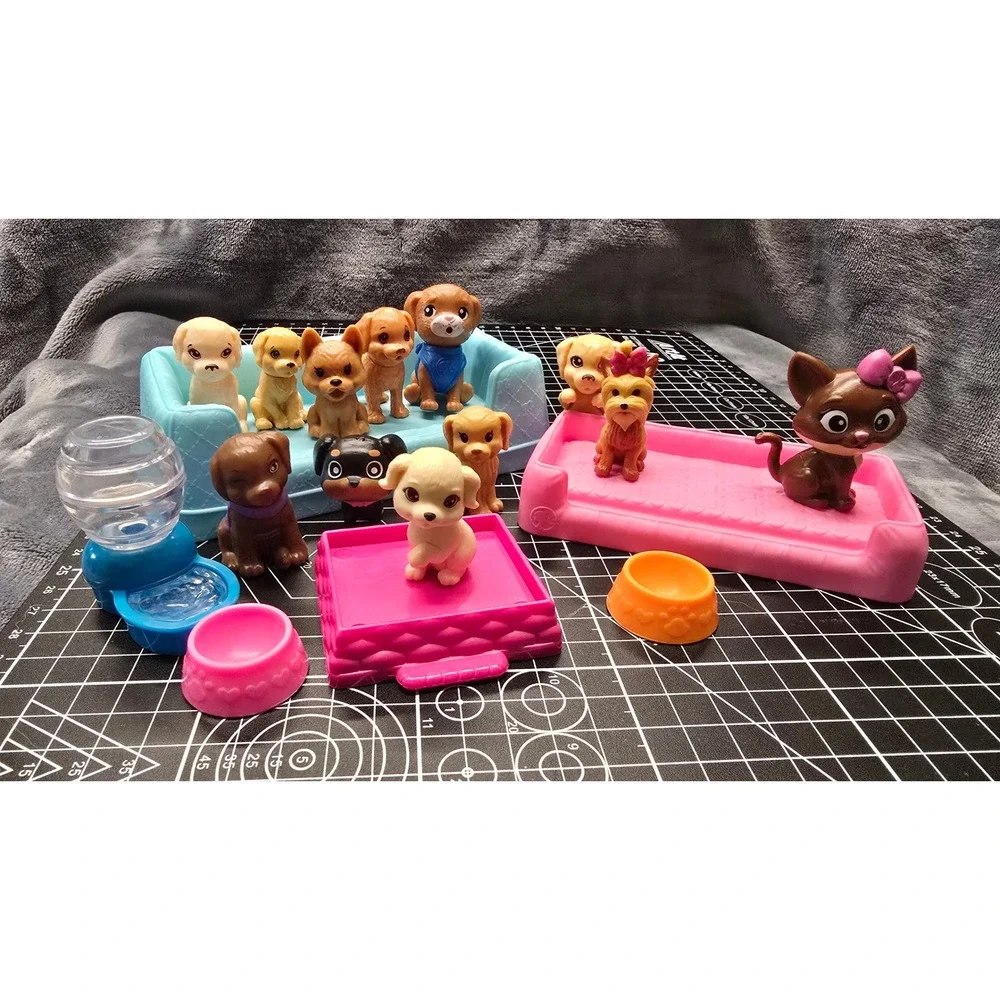 Barbie Pet Puppy Kitty Figure Lot 11 Animals Beds Waterer Bowls Play Set
